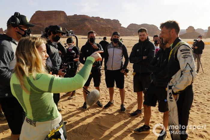 Mikaela Ahlin-Kottulinsky, JBXE Extreme-E Team, y Jenson Button, JBXE Extreme-E Team