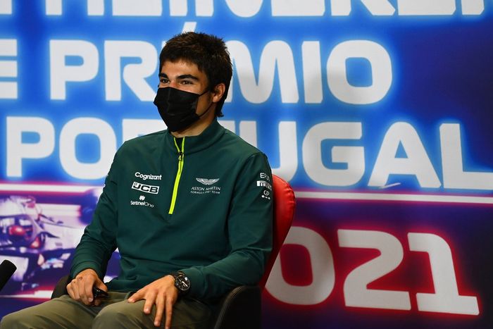 Lance Stroll, Aston Martin en la conferencia de prensa