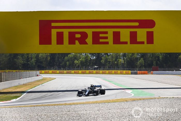 Lewis Hamilton, Mercedes F1 W11 EQ Performance