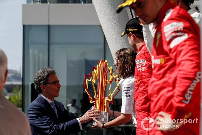 El trofeo de constructores