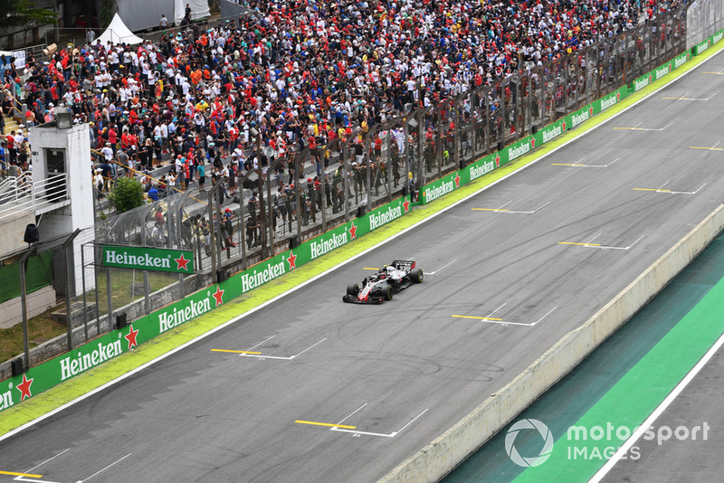 9. Кевін Магнуссен, Haas F1 Team — 55