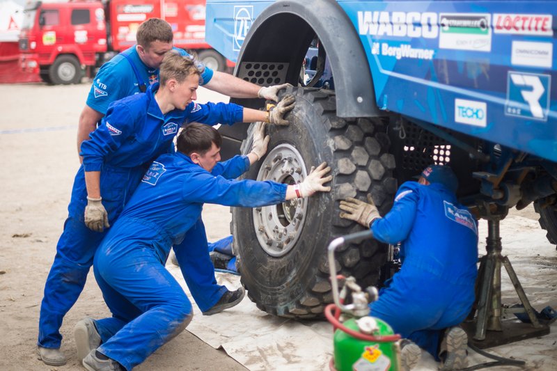 Механіки Kamaz