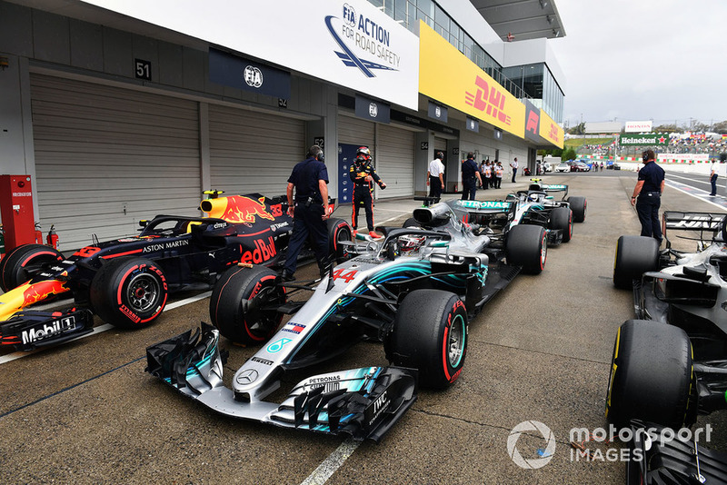 Lewis Hamilton, Mercedes-AMG F1 W09 in parc ferme