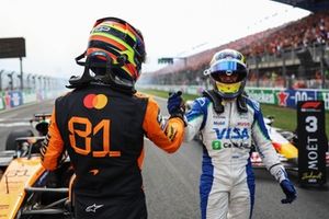 Oscar Piastri, McLaren, Isack Hadjar, Racing Bulls Team
