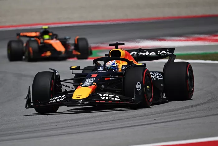 Lando Norris, McLaren, Max Verstappen, Red Bull Racing