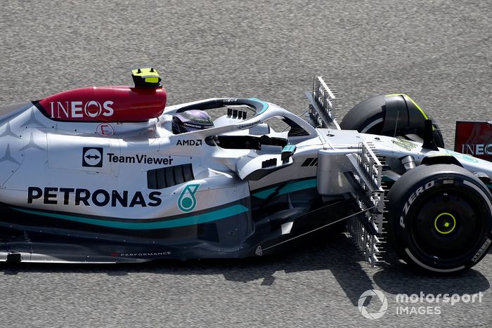 Lewis Hamilton, Mercedes W13