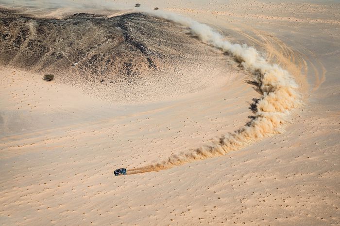 #299 The Dacia Sandriders Dacia: Nasser Al-Attiyah, Fabian Lurquin