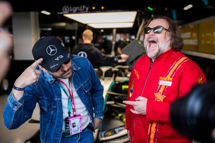 Winners and losers from F1's fraught Japanese Grand Prix 139 Charlie Day and Jack Black visit the Mercedes AMG F1 Team garage.