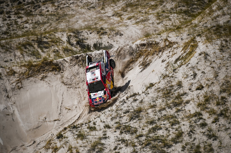 #301 Toyota Gazoo Racing Toyota Hilux: Nasser Al-Attiyah, Matthieu Baumel
