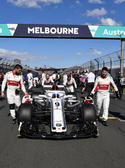 Marcus Ericsson, Sauber C37 sur la grille
