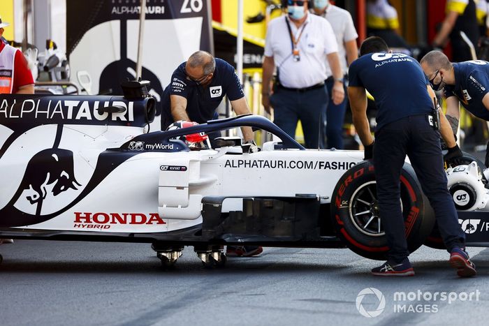 Daniil Kvyat, AlphaTauri AT01