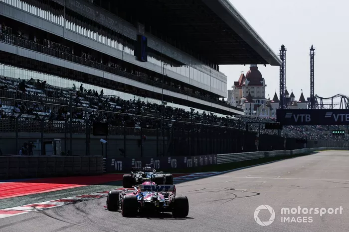 Daniil Kvyat, AlphaTauri AT01, Lance Stroll, Racing Point RP20