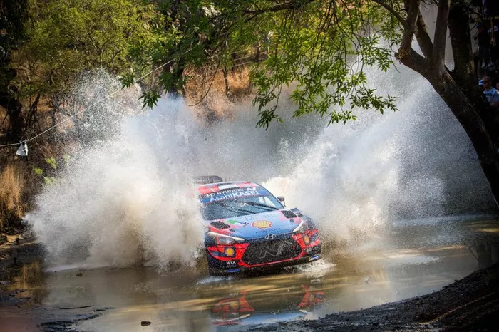 Ott Tänak, Martin Järveoja, Hyundai Motorsport Hyundai i20 Coupe WRC