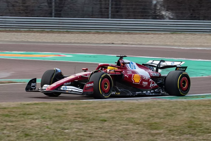 Lewis Hamilton, Ferrari 
