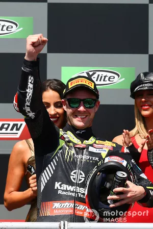Podium : le vainqueur Jonathan Rea, Kawasaki Racing