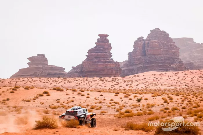 #300 X-Raid Mini JCW Team: Carlos Sainz, Lucas Cruz