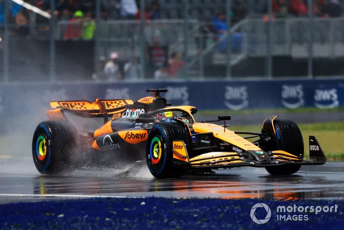 Oscar Piastri, McLaren MCL38 