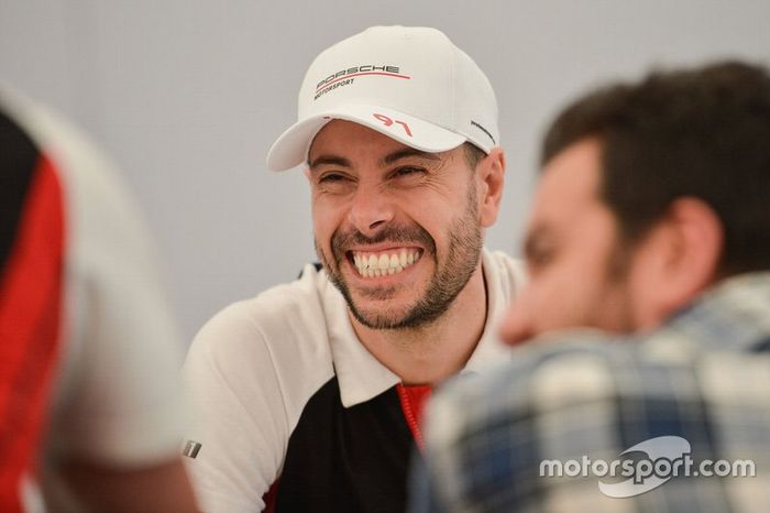 #91 Porsche GT Team Porsche 911 RSR: Frédéric Makowiecki  