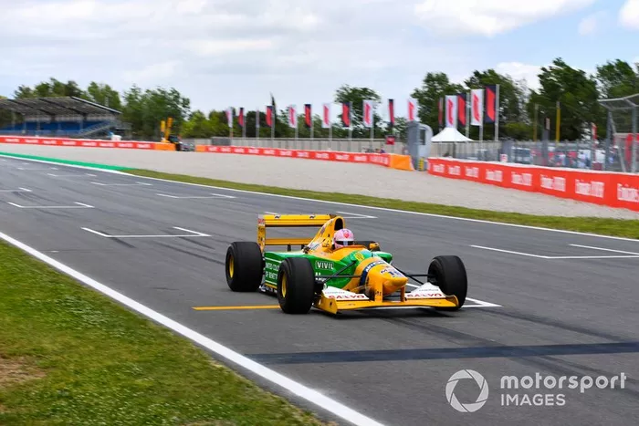 Lorina McLaughlin, Benetton B192 Ford