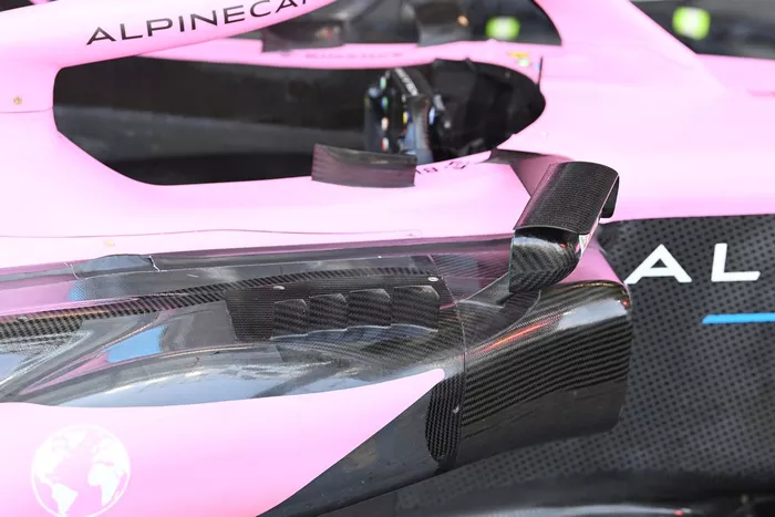 Alpine A523 technical detail