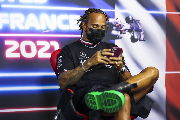 Lewis Hamilton, Mercedes en la conferencia de prensa