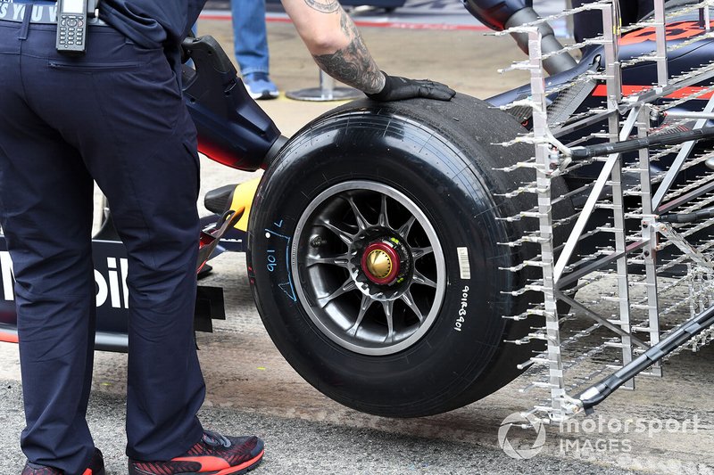 Red Bull Racing RB15 pneumatico anteriore e sensori aerodinamici