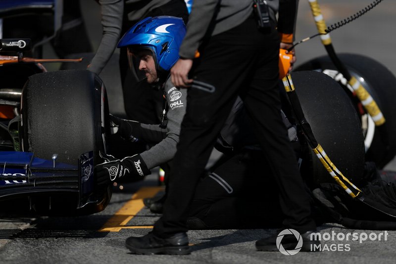 McLaren pit stop