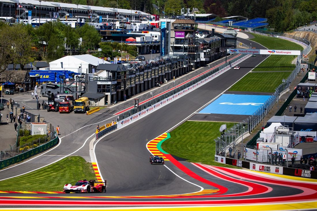 #5 Porsche Penske Motorsport Porsche 963: Julien Andlauer, Michael Christensen, Nico Müller