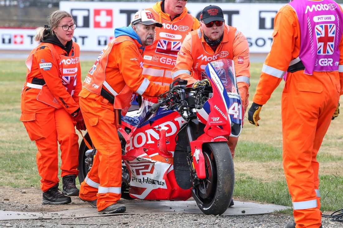 Bike of Aleix Espargaro, Honda HRC 
