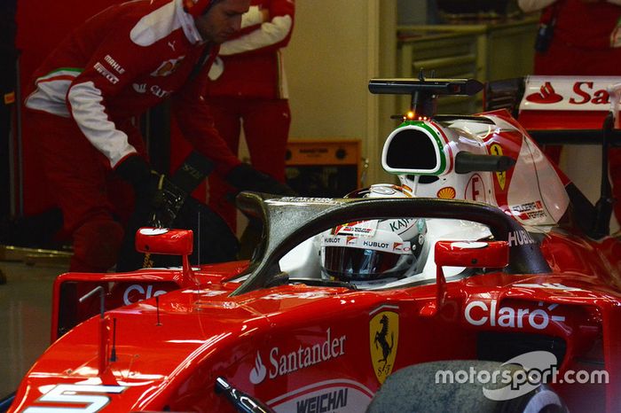 Sebastian Vettel, Ferrari SF16-H con la cubierta de la cabina de halo