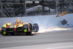 Fuerte choque de Spencer Pigot, Rahal Letterman Lanigan Racing Honda