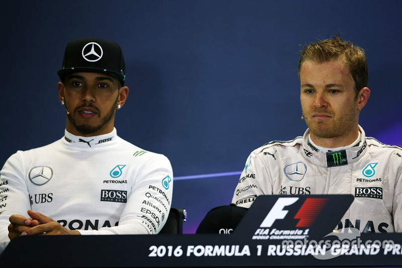 Press conference: winner Nico Rosberg, Mercedes AMG F1 Team, second place Lewis Hamilton, Mercedes AMG F1 Team