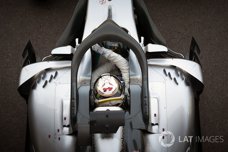 Lewis Hamilton, Mercedes AMG F1 W09