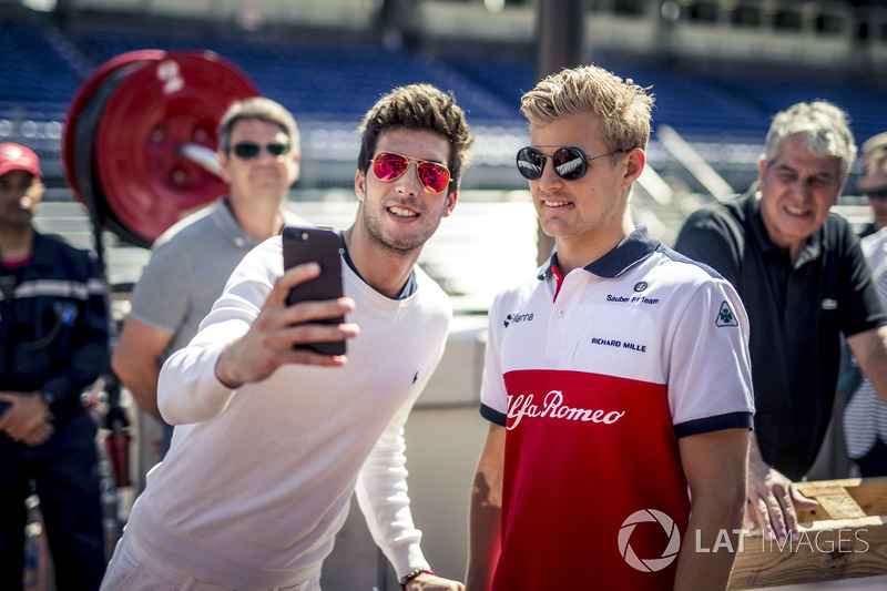 Selfie avec un fan de Marcus Ericsson, Sauber