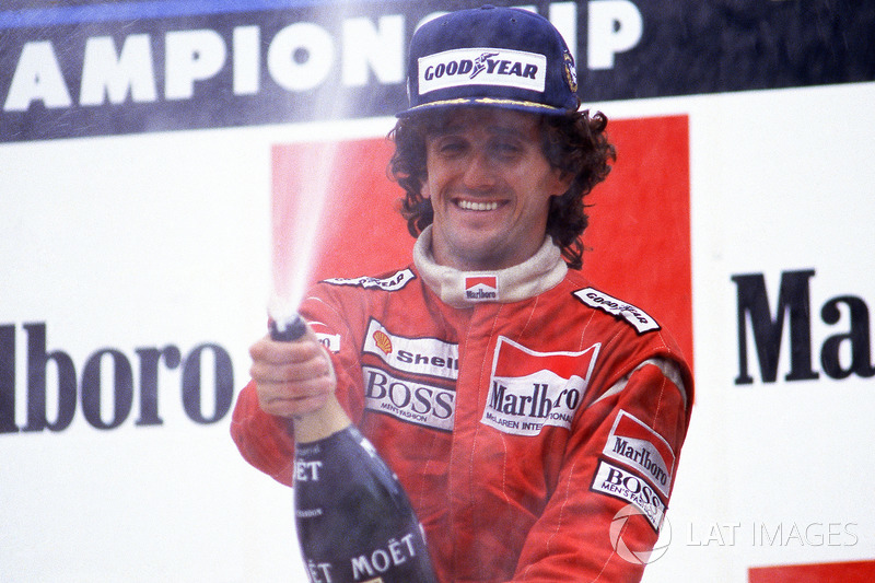 Podium: winnaar Alain Prost, McLaren