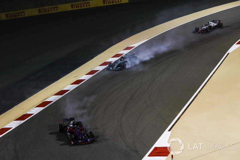 Брендон Хартлі Scuderia Toro Rosso STR13