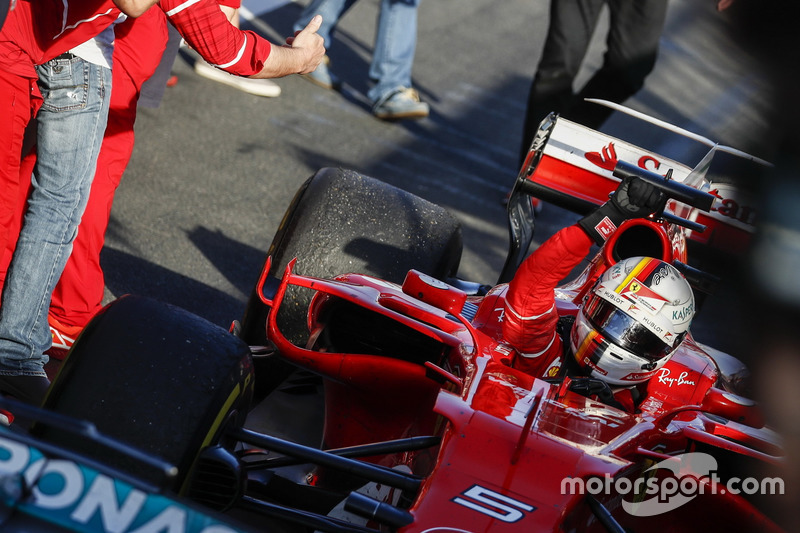 Yarış galibi Sebastian Vettel, Ferrari, Parc Ferme