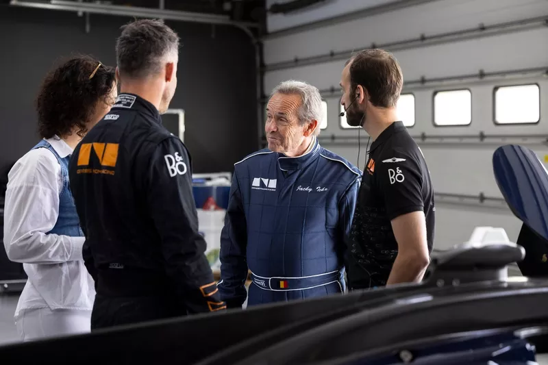Jacky Ickx, Genesis Magma Racing Genesis