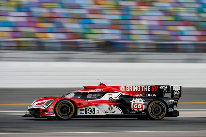 #93 Acura Meyer Shank Racing w/Curb Agajanian Acura ARX-06: Renger van der Zande, Nick Yelloly, Alex Palou, Kaku Ohta