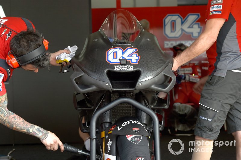 Мотоцикл Ducati Team, новий обтічник