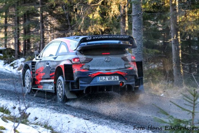 Ott Tanak, Martin Jarveoja, Hyundai i20 Coupe WRC