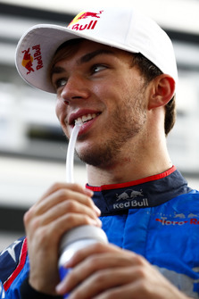 Temporada 2018 Pierre-gasly-scuderia-toro-ro-1