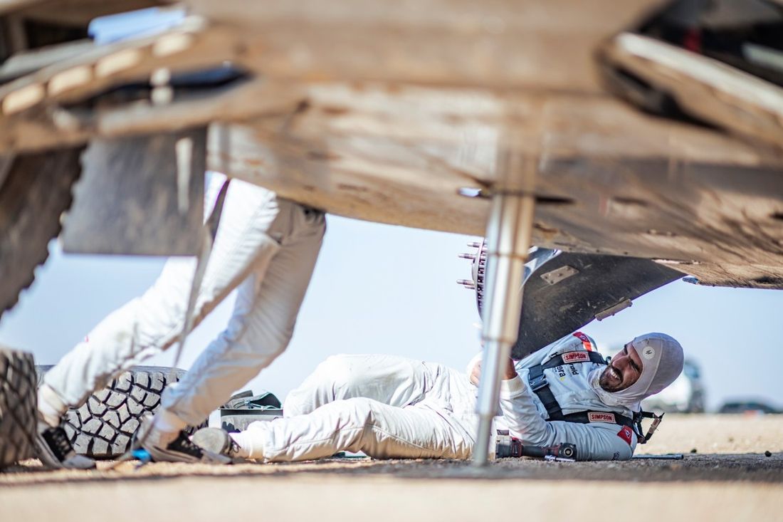 #222 X-Raid Mini JCW Team Mini: Guillaume De Mevius