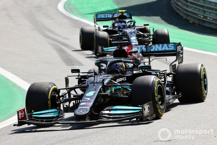 Lewis Hamilton, Mercedes W12, Valtteri Bottas, Mercedes W12 