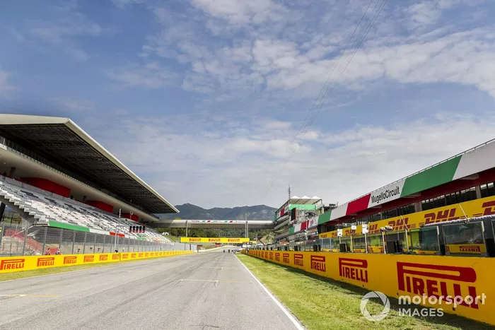 Recta del circuito de Mugello 