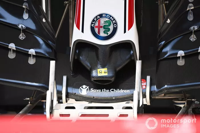 Detalle técnico del Alfa Romeo