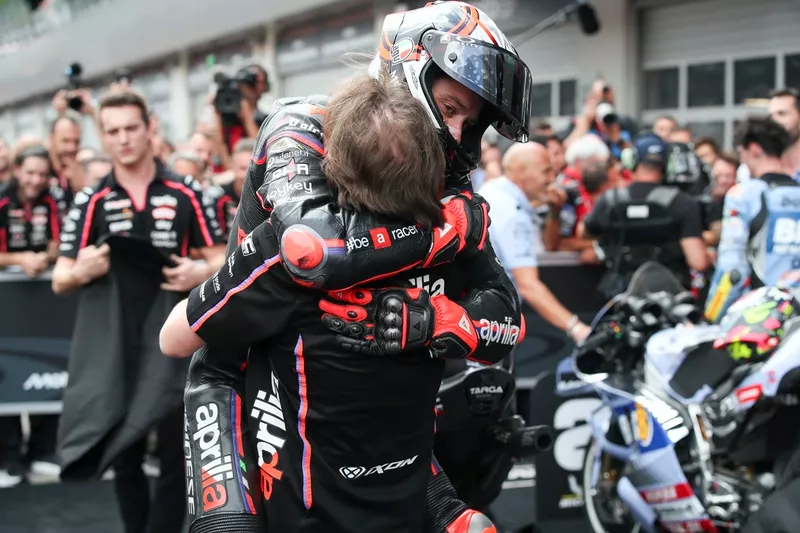 Marco Bezzecchi, Aprilia Racing