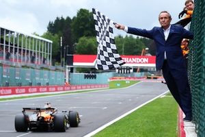 Jacky Ickx, Oscar Piastri, McLaren