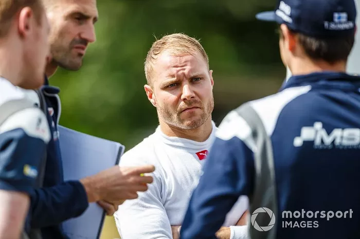 Valtteri Bottas prueba un M-Sport Ford Fiesta WRC

