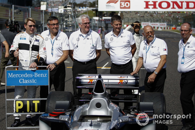 Mika Hakkinen, McLaren MP4-13
